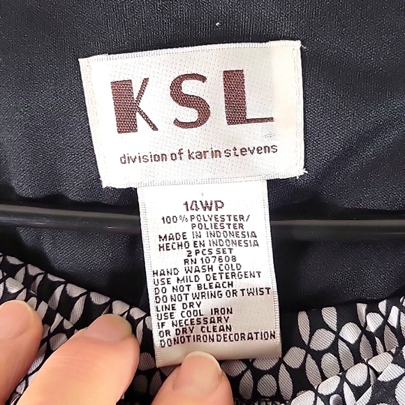 KSL Chiffon Skirt & Blouse 2PC Geometric Black & White Size 14WP - Picture 2 of 10